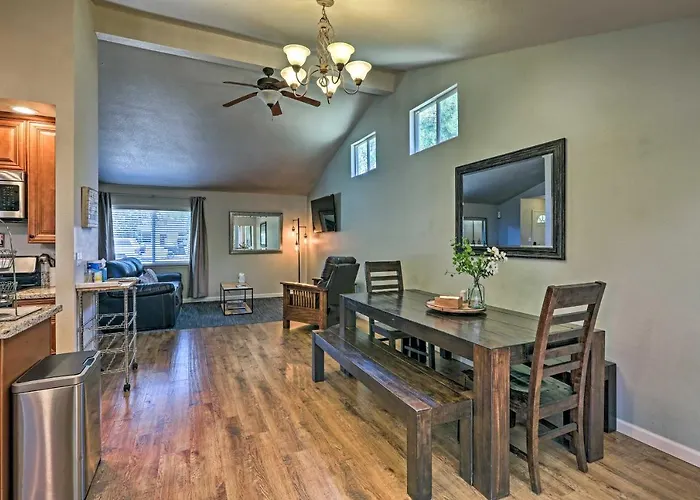 W/ Mountain View! Holiday home Flagstaff